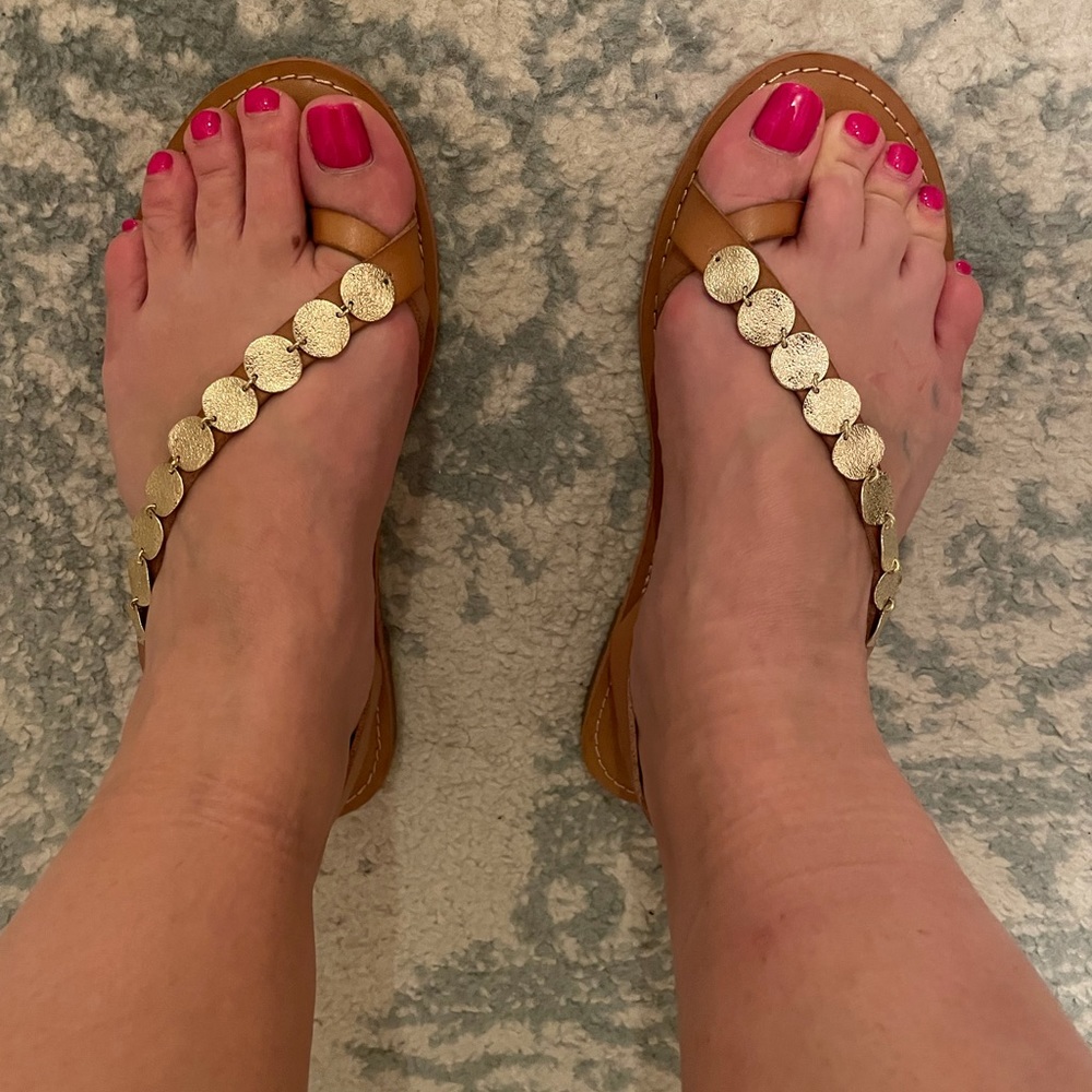 NWOT express sandals